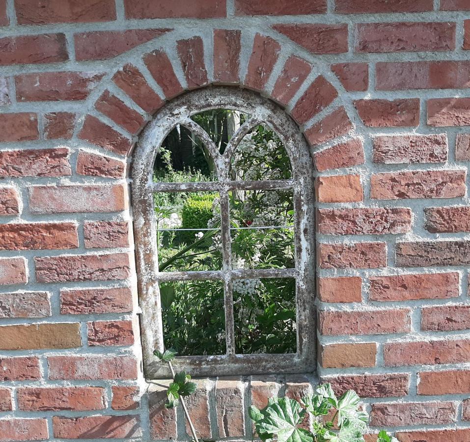 Mahil-Laya Bed & Breakfast Meppel Bagian luar foto